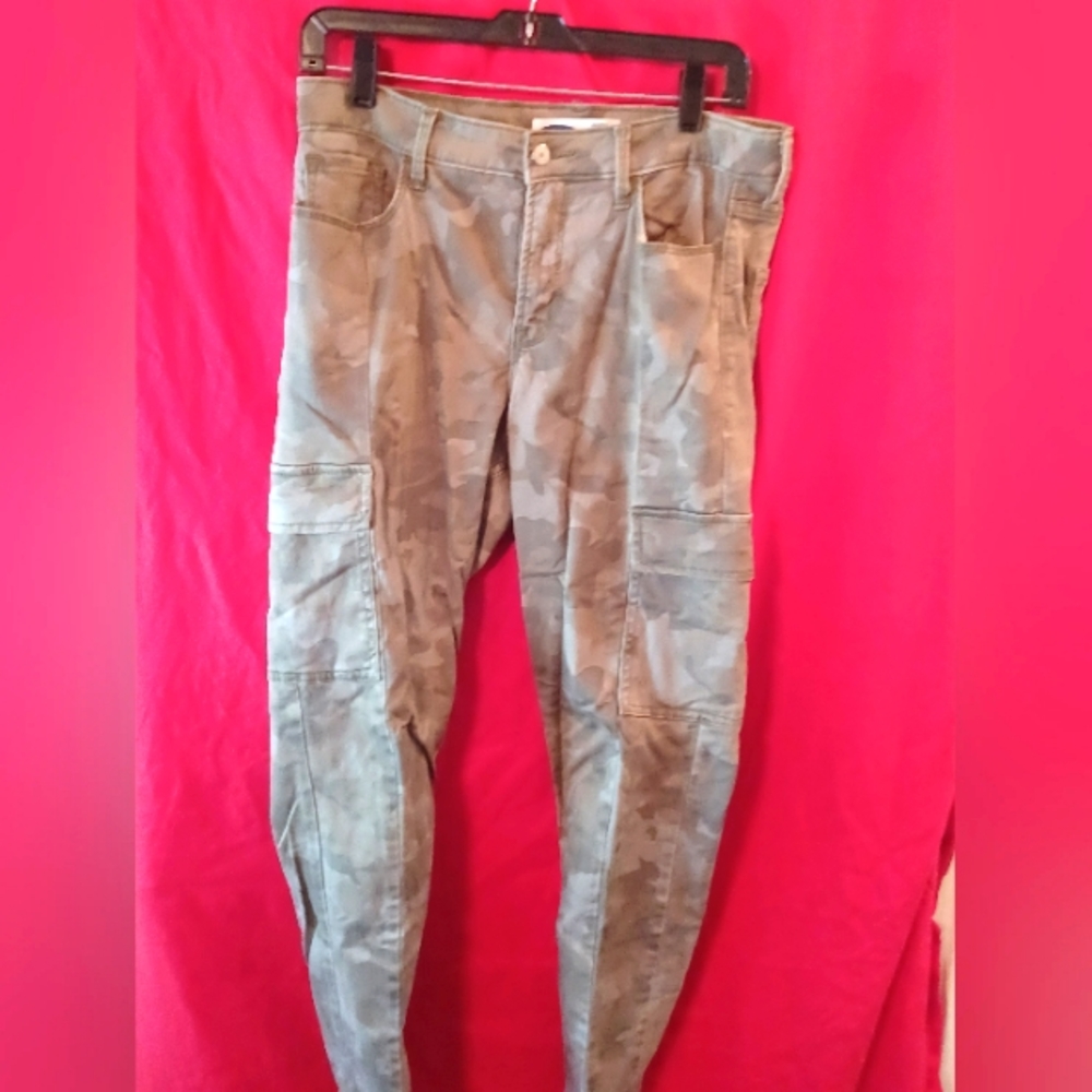Old Navy camouflage cargo
